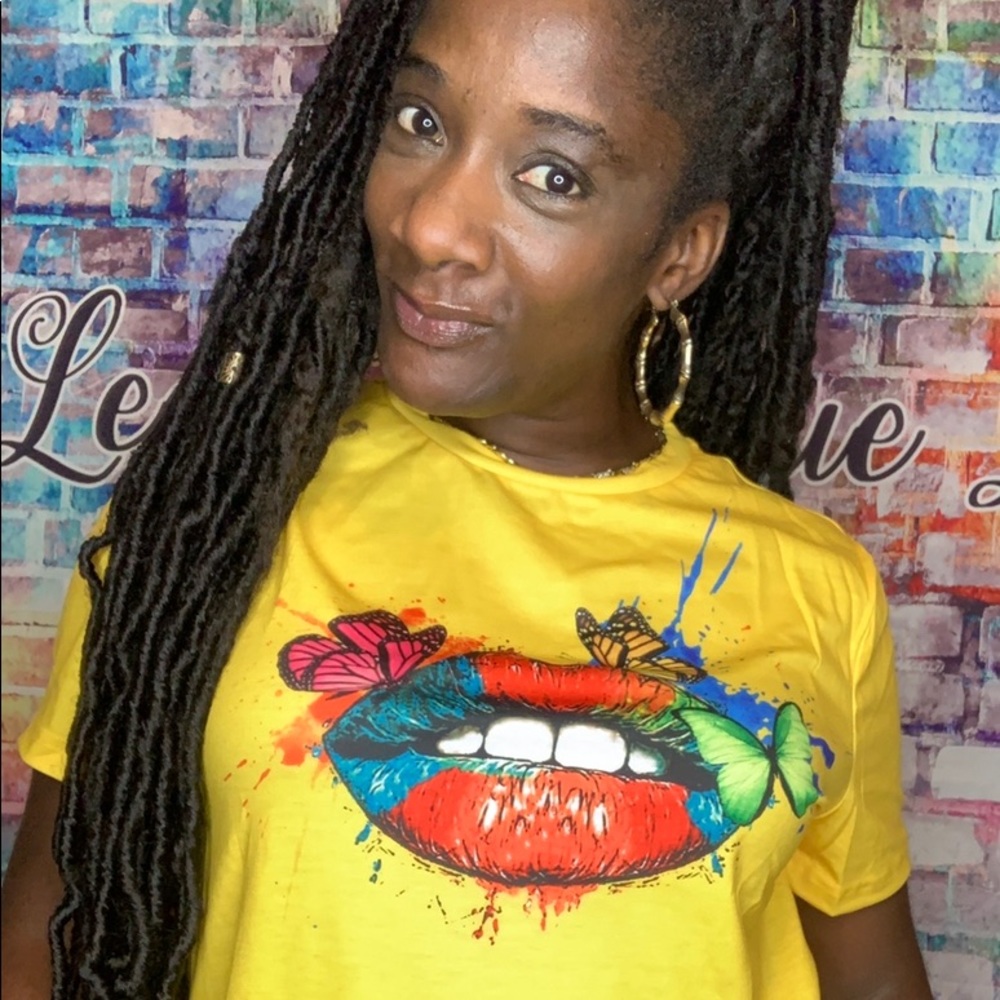 Women’s tee